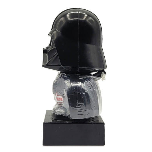 Star Wars distributeur de bonbon Darth Vader de profil