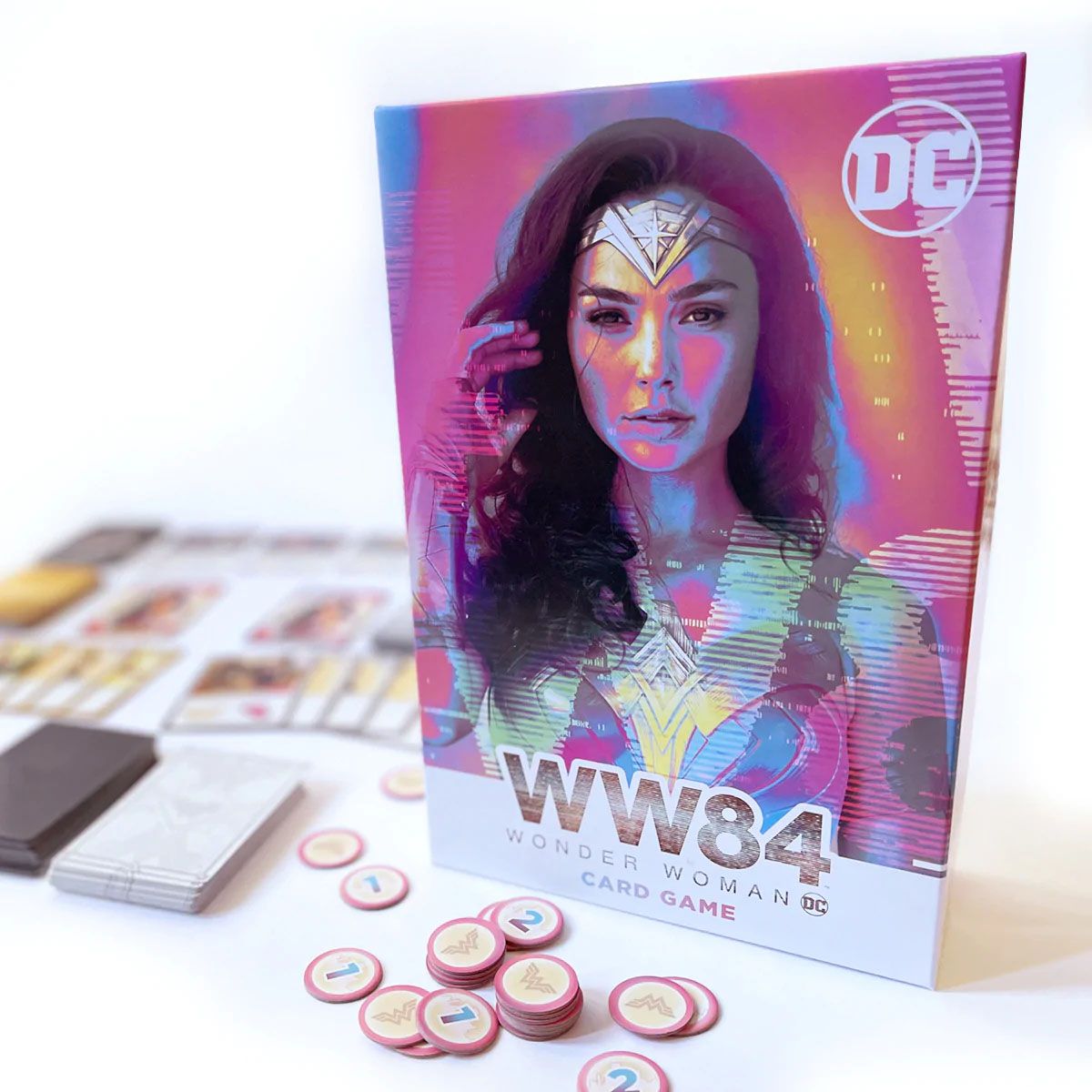 Wonder Woman 1984 jeu de cartes coopératif en gros plan