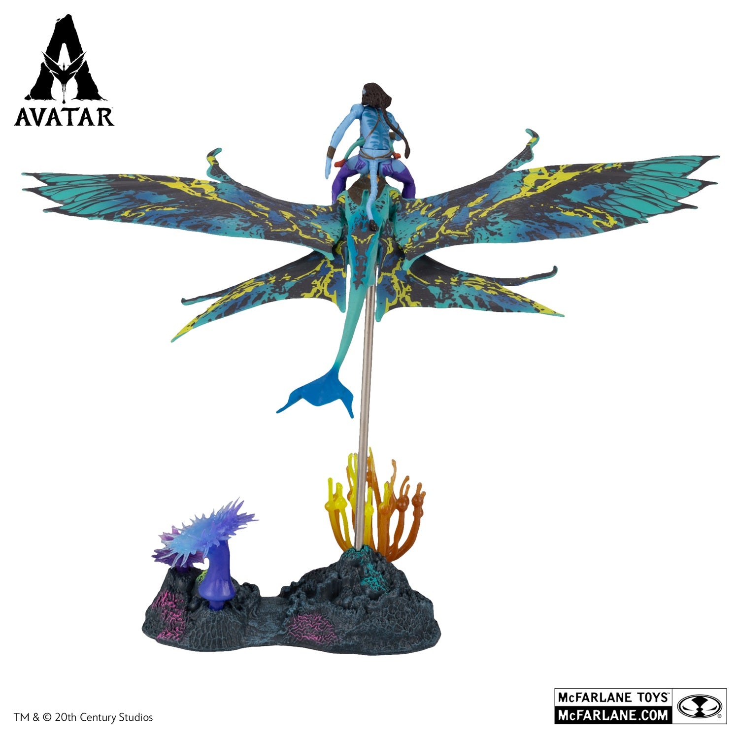 Avatar 2, figurine Neytiri sur son Banshee de dos