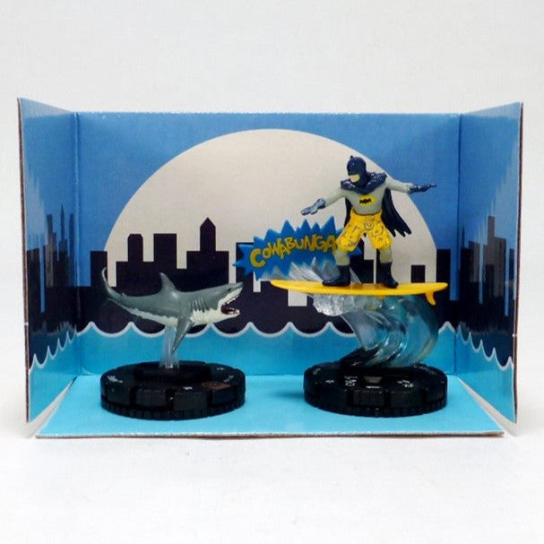 Batman (1966) Heroclix surfing Batman with shark avec le décor