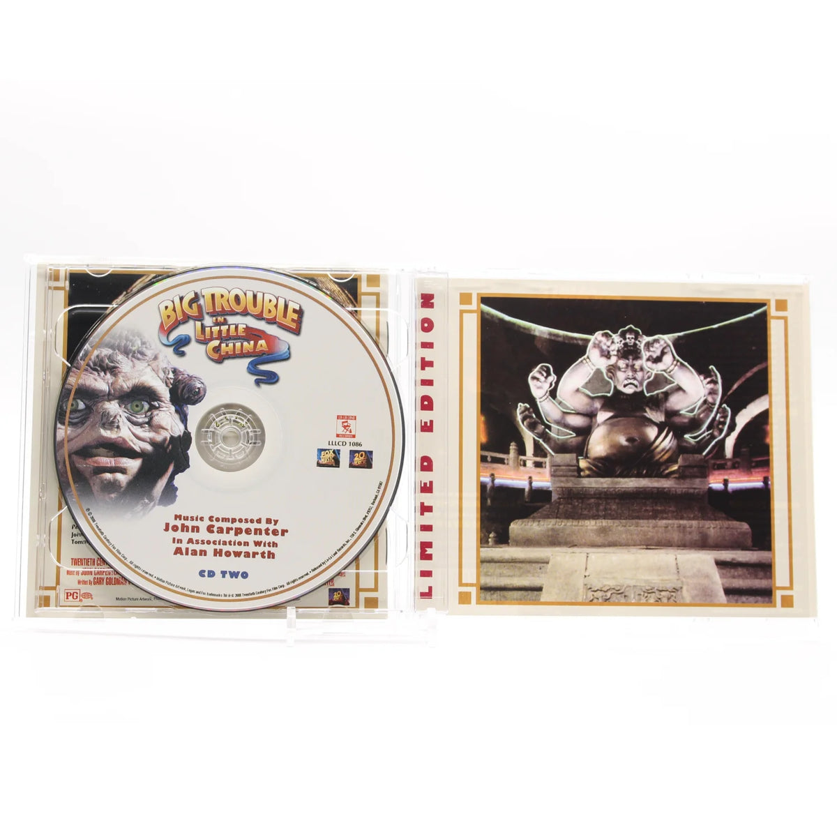 Trame sonore en CD de Big Trouble in Little China par John  Carpenter vue du boitier ouvert