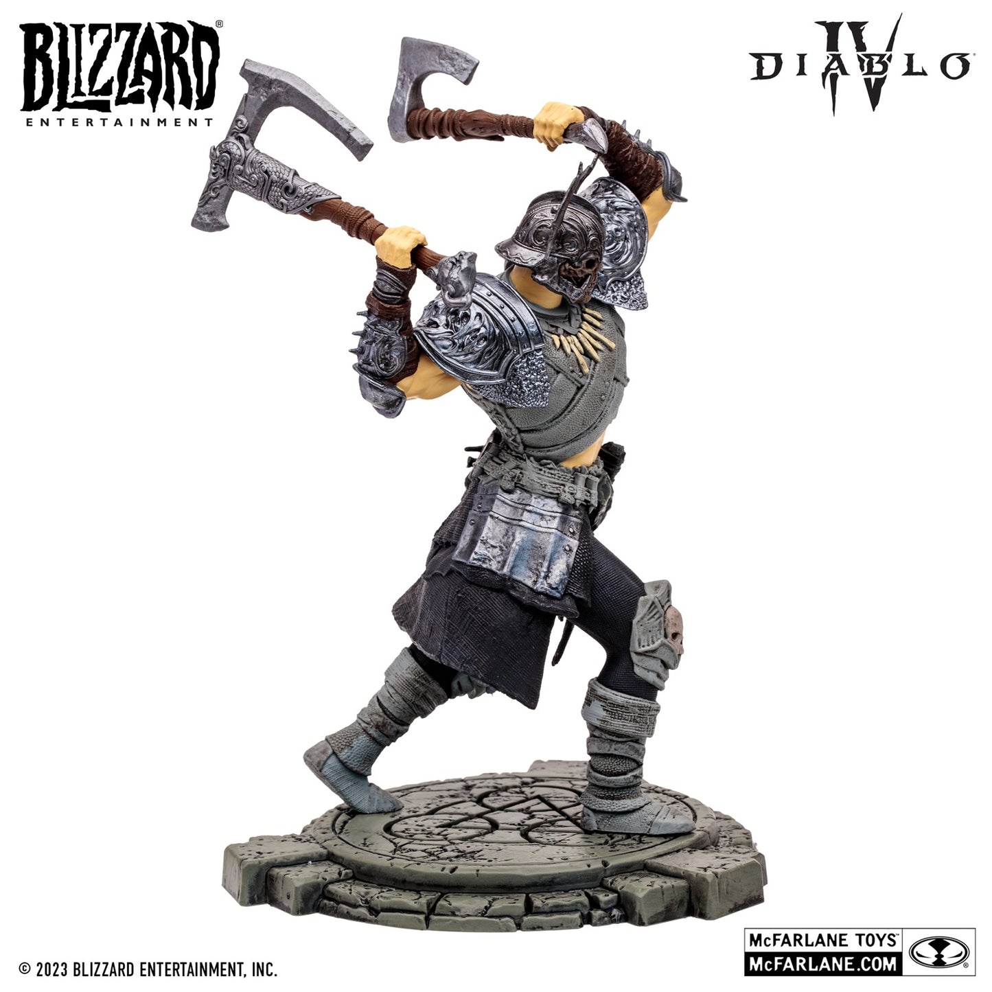 Diablo 4 figurine Epic Whirlwind Barbarian McFarlane de profil