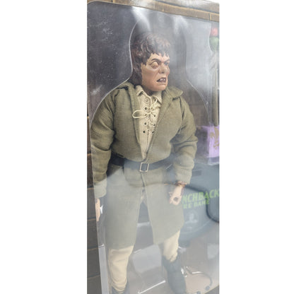 Notre Dame de Paris, figurine 12" Quasimodo (Sideshow) détail