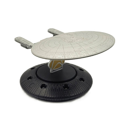 Star Trek U.S.S. Enterprise NCC-1701-D (40th anniversary) Corgi de 3/4