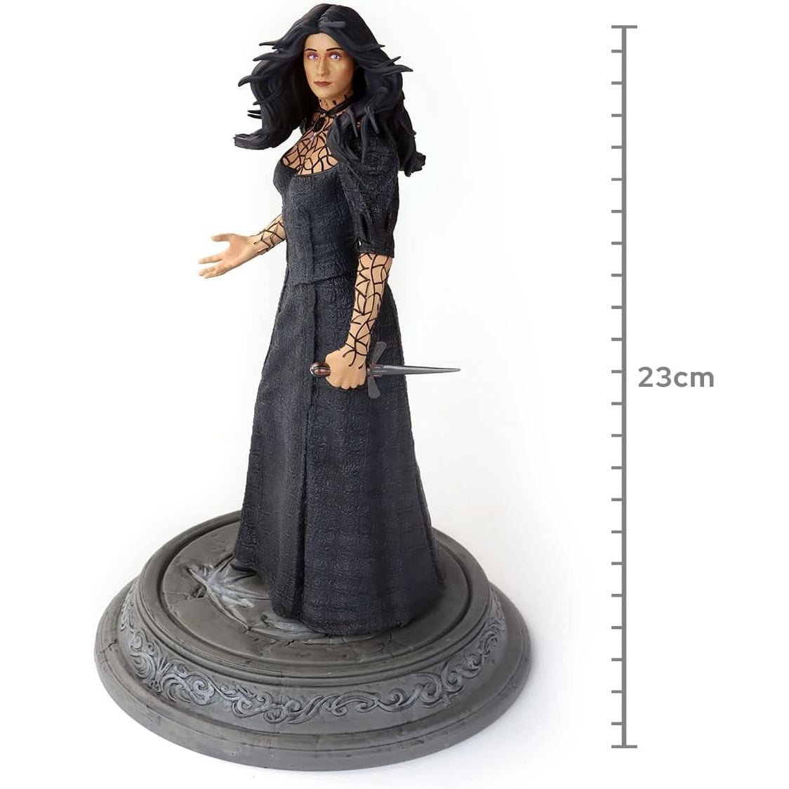 The Witcher figurine 9" Yennefer Dark Horse deluxe hauteur