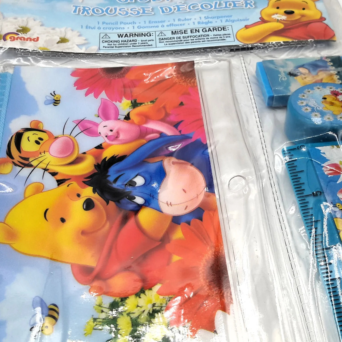 Trousse d'écolier 4 pièces de Winnie the Pooh vue en détail