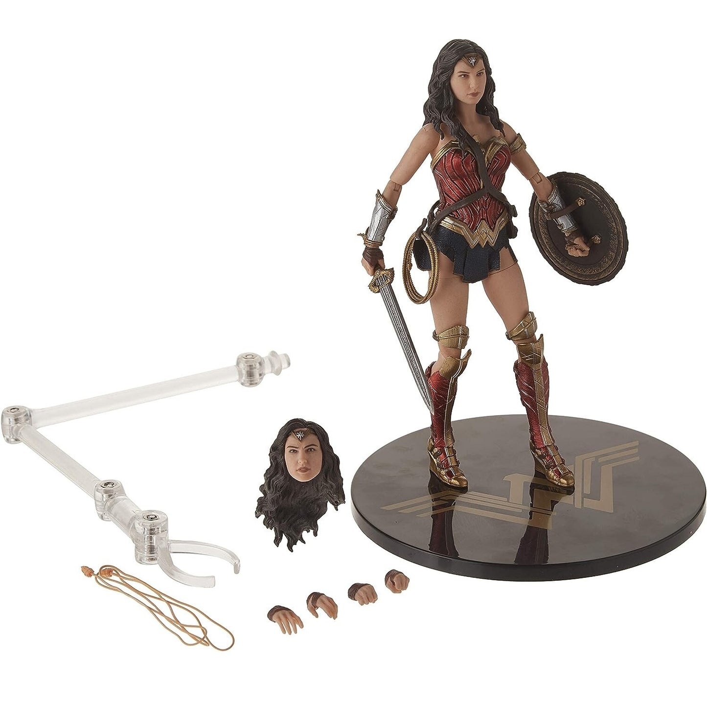 Wonder Woman figurine One:12 par Mezco avec les accessoires